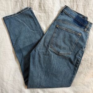 Abercrombie Ankle Straight High Rise SIZE 30/10 LONG, Curve Love
